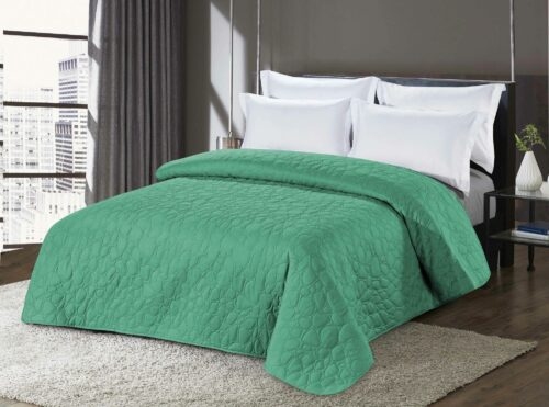 Světle zelený přehoz na postel se vzorem STONE